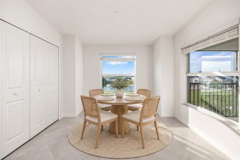 Condo in Lakewood Ranch, Florida, 2 bedrooms № 2428830 - photo 16