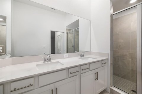 Condo in Lakewood Ranch, Florida, 2 bedrooms № 2428830 - photo 28