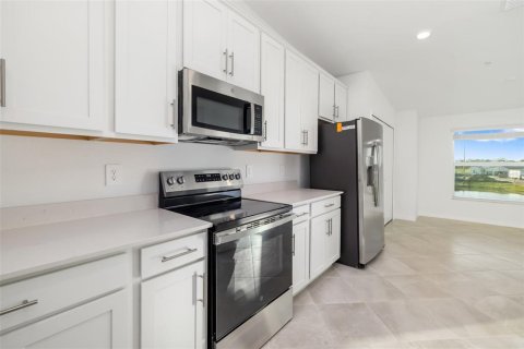 Condo in Lakewood Ranch, Florida, 2 bedrooms № 2428830 - photo 7