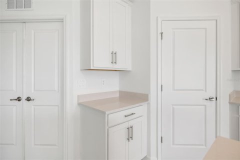 Condo in Lakewood Ranch, Florida, 2 bedrooms № 2428830 - photo 12