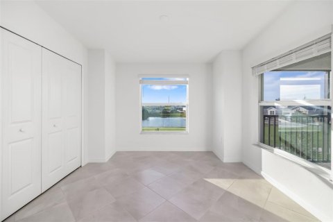 Condo in Lakewood Ranch, Florida, 2 bedrooms № 2428830 - photo 17