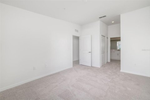 Condo in Lakewood Ranch, Florida, 2 bedrooms № 2428830 - photo 25