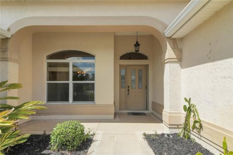 Villa ou maison à vendre à The Villages, Floride: 4 chambres, 223.62 m2 № 1883988 - photo 5
