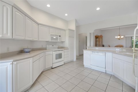 Villa ou maison à vendre à The Villages, Floride: 4 chambres, 223.62 m2 № 1883988 - photo 24
