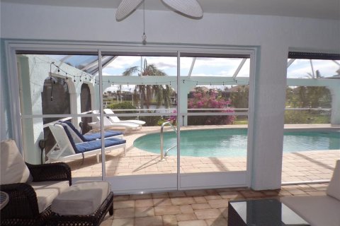 Villa ou maison à louer à Punta Gorda, Floride: 5 chambres, 242.94 m2 № 1771807 - photo 23