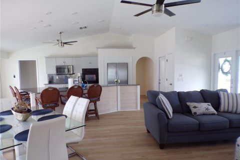 Villa ou maison à louer à Punta Gorda, Floride: 5 chambres, 242.94 m2 № 1771807 - photo 21