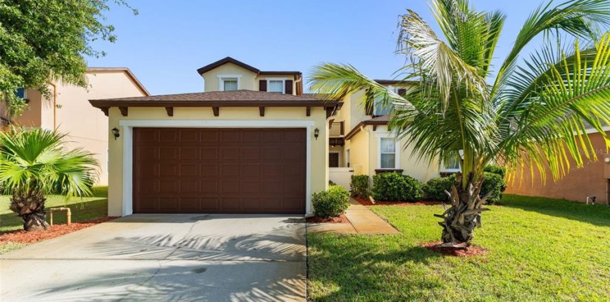 House in Melbourne, Florida 4 bedrooms, 257.62 sq.m. № 1816035