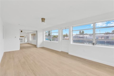Купить виллу или дом в Гудзон, Флорида 7 комнат, 131.55м2, № 1681655 - фото 15