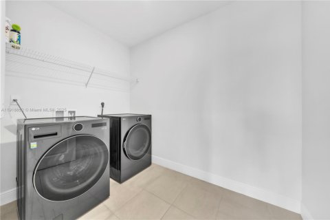 Купить виллу или дом в Дирфилд-Бич, Флорида 4 спальни, 197.88м2, № 1974433 - фото 29