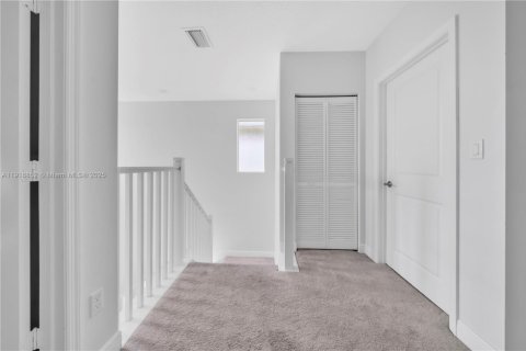 Купить виллу или дом в Дирфилд-Бич, Флорида 4 спальни, 197.88м2, № 1974433 - фото 27