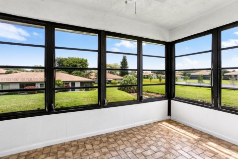 Снять в аренду квартиру в Делрей-Бич, Флорида 2 спальни, 111.3м2, № 1990244 - фото 8