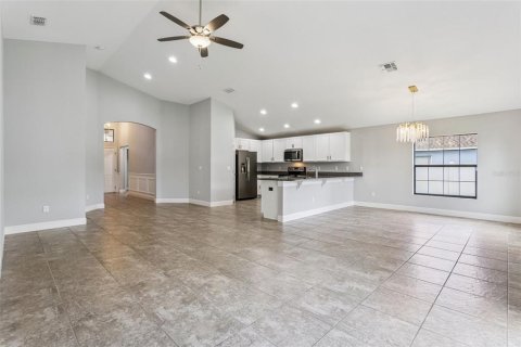 Casa en venta en Kissimmee, Florida, 4 dormitorios, 167.97 m2 № 2157235 - foto 5