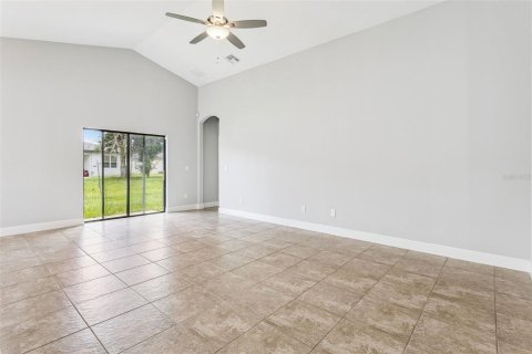 Casa en venta en Kissimmee, Florida, 4 dormitorios, 167.97 m2 № 2157235 - foto 4