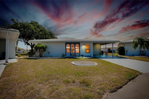 Villa ou maison à vendre à Venice, Floride: 2 chambres, 101.73 m2 № 1202856 - photo 2