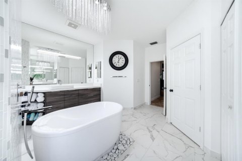Купить виллу или дом в Корал-Спрингс, Флорида 3 комнаты, 271.18м2, № 2417973 - фото 25