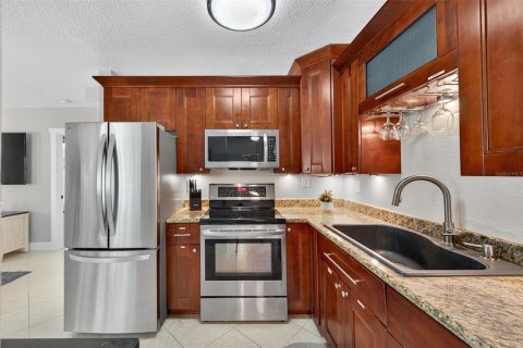 Casa en venta en Indian Rocks Beach, Florida, 3 dormitorios, 155.89 m2 № 1907484 - foto 23