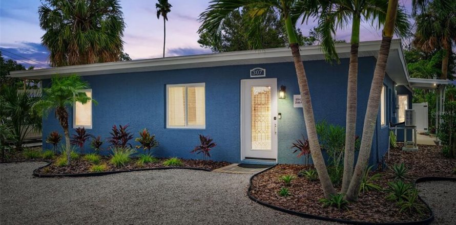 Villa ou maison à Indian Rocks Beach, Floride 3 chambres, 155.89 m2 № 1907484