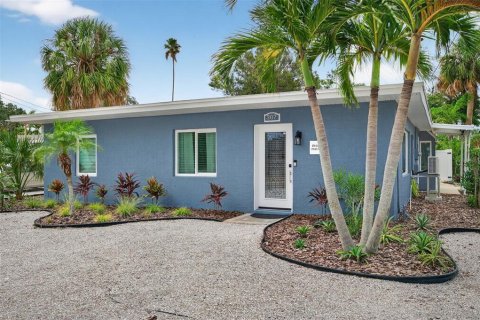 Casa en venta en Indian Rocks Beach, Florida, 3 dormitorios, 155.89 m2 № 1907484 - foto 3