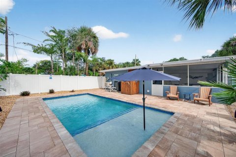 Casa en venta en Indian Rocks Beach, Florida, 3 dormitorios, 155.89 m2 № 1907484 - foto 8