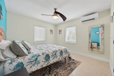 Casa en venta en Indian Rocks Beach, Florida, 3 dormitorios, 155.89 m2 № 1907484 - foto 26