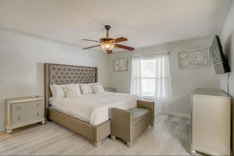 Casa en alquiler en Davenport, Florida, 3 dormitorios, 176.7 m2 № 1901818 - foto 18
