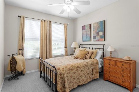 House in Tampa, Florida 3 bedrooms, 162.58 sq.m. № 1876099 - photo 25