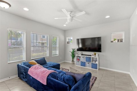 Villa ou maison à vendre à Sanford, Floride: 3 chambres, 155.61 m2 № 1914353 - photo 5