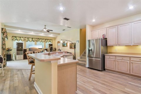 Casa en venta en Winter Springs, Florida, 5 dormitorios, 297.75 m2 № 2156660 - foto 15