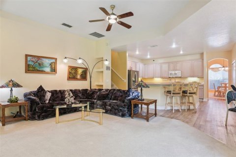 Casa en venta en Winter Springs, Florida, 5 dormitorios, 297.75 m2 № 2156660 - foto 13