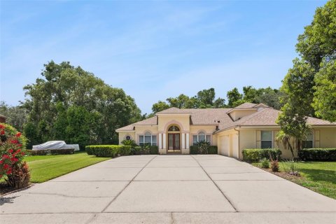 Casa en venta en Winter Springs, Florida, 5 dormitorios, 297.75 m2 № 2156660 - foto 2