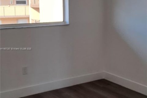 Appartement à louer à Hialeah, Floride: 3 chambres, 78.69 m2 № 1963856 - photo 14
