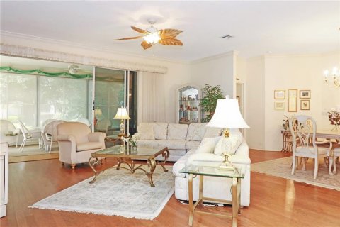 House in Leesburg, Florida 3 bedrooms, 192.31 sq.m. № 1632427 - photo 5