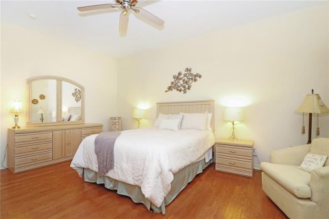 House in Leesburg, Florida 3 bedrooms, 192.31 sq.m. № 1632427 - photo 15
