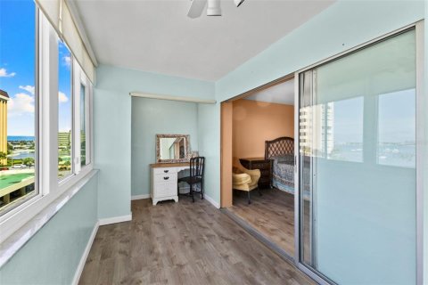 Condominio en venta en Saint Petersburg, Florida, 2 dormitorios, 103.12 m2 № 1350290 - foto 20