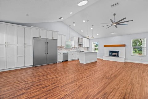 Casa en venta en New Smyrna Beach, Florida, 2 dormitorios, 107.02 m2 № 2287303 - foto 7