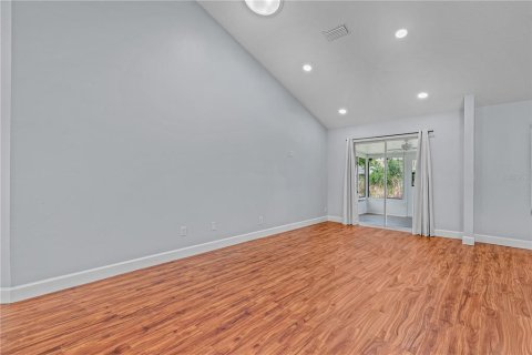 Casa en venta en New Smyrna Beach, Florida, 2 dormitorios, 107.02 m2 № 2287303 - foto 14