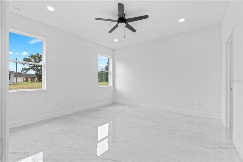 Villa ou maison à vendre à Dunnellon, Floride: 3 chambres, 116.22 m2 № 1832649 - photo 15