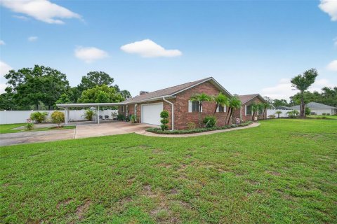House in Lakeland, Florida 3 bedrooms, 246.56 sq.m. № 1894998 - photo 3