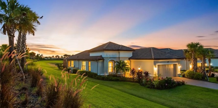 Casa en Bradenton, Florida 3 dormitorios, 193.89 m2 № 2385747