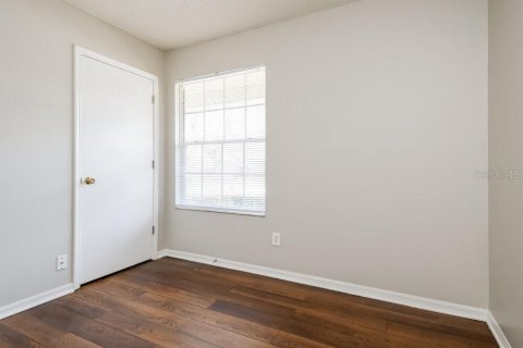 Casa en alquiler en Orlando, Florida, 3 dormitorios, 139.63 m2 № 1910691 - foto 13
