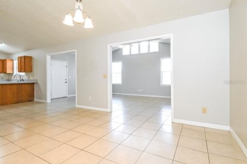 Casa en alquiler en Orlando, Florida, 3 dormitorios, 139.63 m2 № 1910691 - foto 7