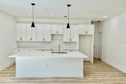 Villa ou maison à louer à Dunnellon, Floride: 4 chambres, 139.63 m2 № 1903173 - photo 6