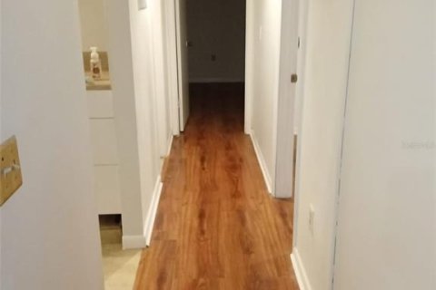 Condominio en venta en Orlando, Florida, 2 dormitorios, 76.92 m2 № 2098635 - foto 5