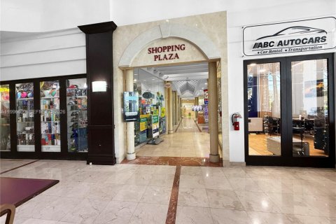 Купить кондоминиум в Санни-Айлс-Бич, Флорида 38.09м2, № 2058684 - фото 13