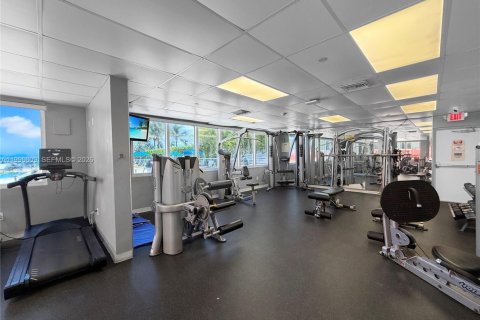 Купить кондоминиум в Санни-Айлс-Бич, Флорида 38.09м2, № 2058684 - фото 14