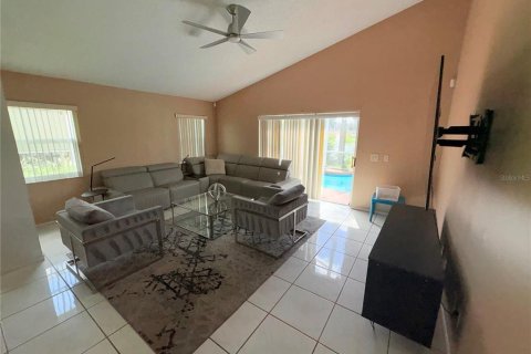 Villa ou maison à louer à Davenport, Floride: 4 chambres, 216.18 m2 № 2416673 - photo 19