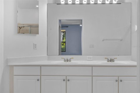 Купить виллу или дом в Аполло-Бич, Флорида 4 комнаты, 150.13м2, № 1530168 - фото 24