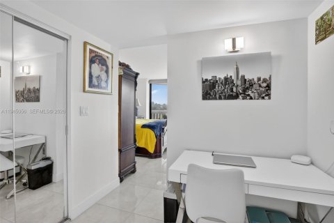 Copropriété à vendre à Aventura, Floride: 2 chambres, 125.42 m2 № 2006137 - photo 14