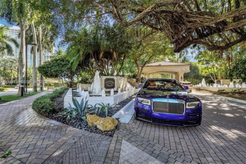 Copropriété à vendre à Aventura, Floride: 2 chambres, 125.42 m2 № 2006137 - photo 10