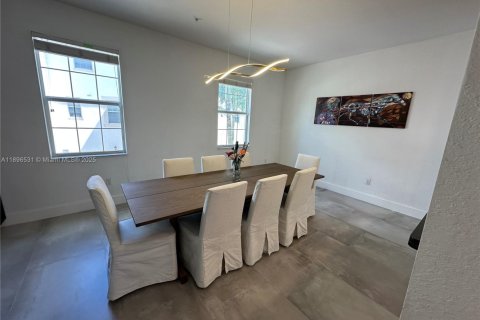 Adosado en alquiler en Miramar, Florida, 3 dormitorios, 185.8 m2 № 1953482 - foto 7